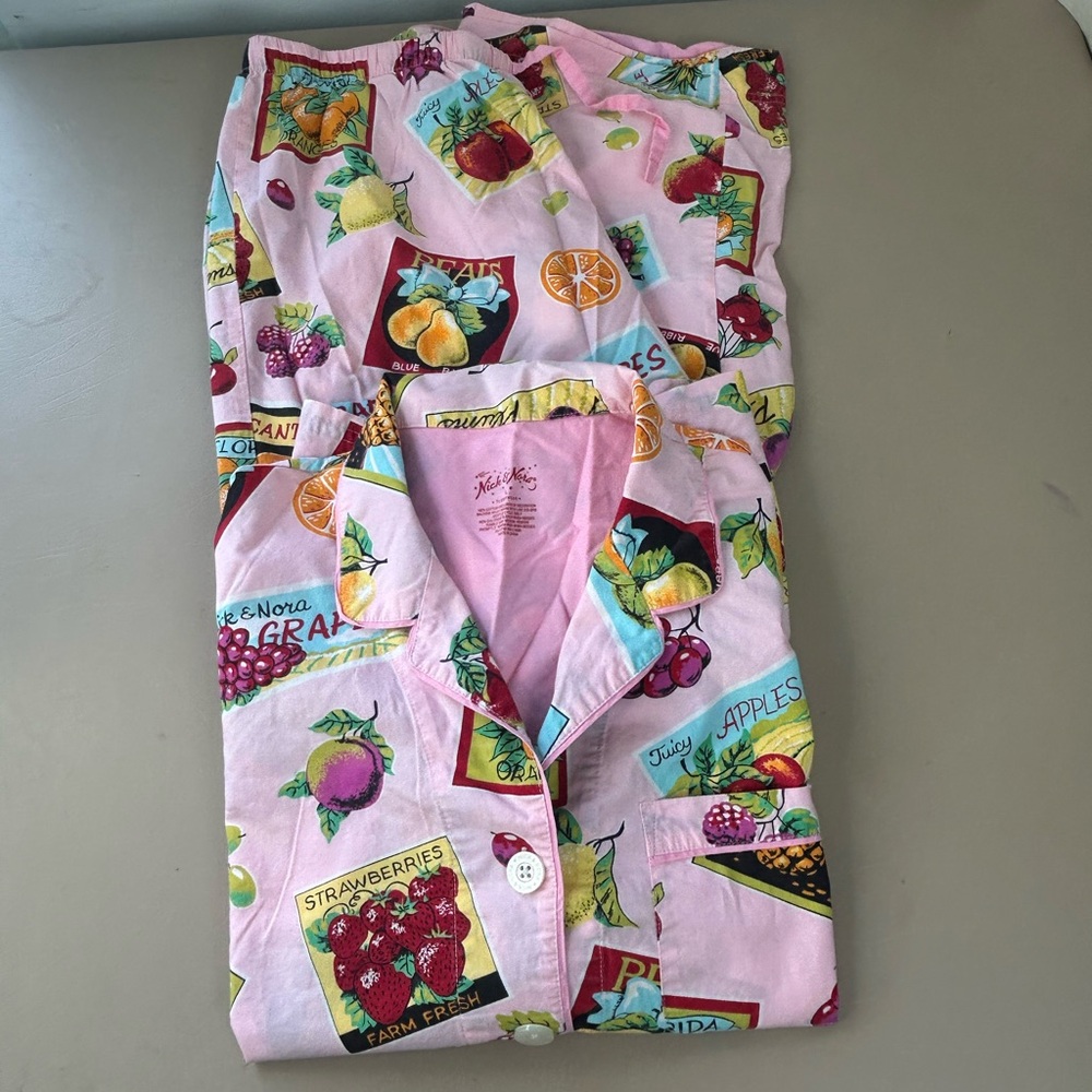 Nick & Nora Fruit Stand 100% Cotton Capri Pajama Set Fruity Pink Womens Large